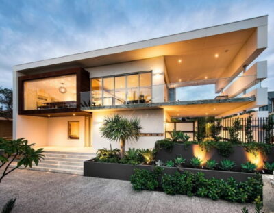 COME ILLUMINARE L'INGRESSO ESTERNO DELLA TUA ABITAZIONE